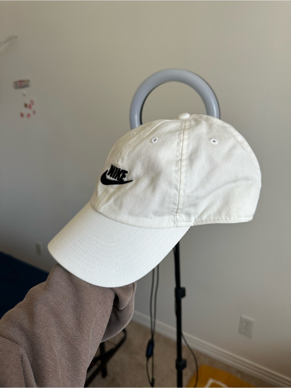 Nike White Hat with Black Swoosh Patch - Picture 4 of 4